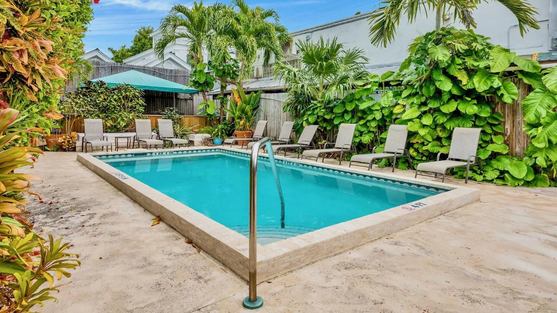 Nyaraló Calusa Suite By Last Key Realty Key West